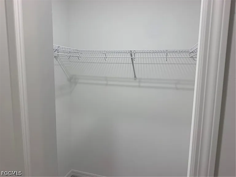 18411 Copperhead Ct N #337 — Photo 6