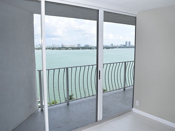 5th image of 7601 E Treasure Dr APT 1610