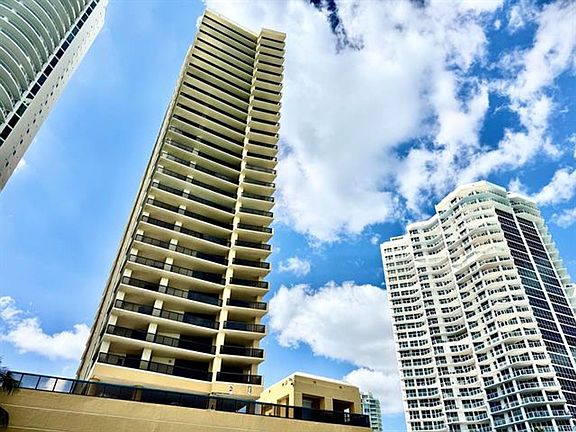 3rd image of 16275 Collins Ave #Cu-1004