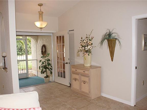 4th image of 38 Sportsman Cir