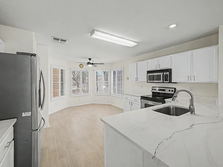 2656 W Mountain Heights Ct — Photo 11