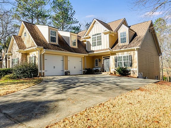 3rd image of 125 Zachary Dr