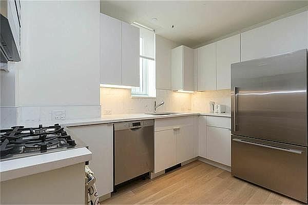 1st image of 515 9th Ave #12B