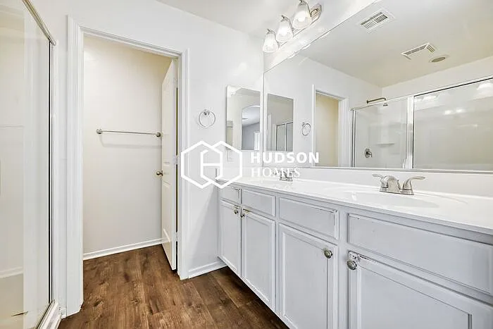 5638 S 10th Dr — Photo 16