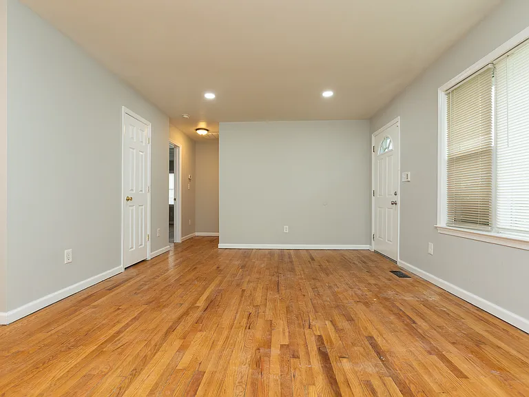 4826 67th Ave — Photo 26