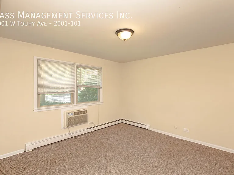 2001 W Touhy Ave #101 — Photo 8