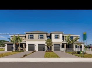 21 Bandol St, Riviera Beach, FL 33404