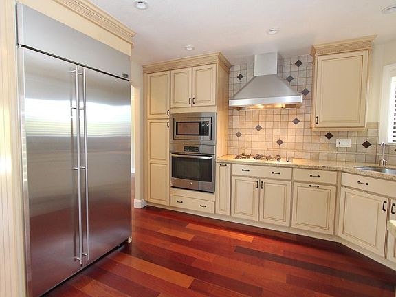 2nd image of 4847 Pine Hill Ct