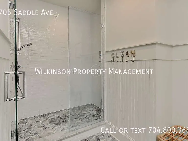 9705 Saddle Ave — Photo 59