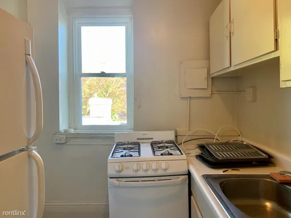 1725 Kilbourne Pl NW, Washington, DC 20010