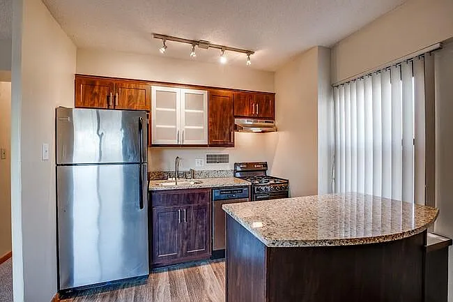 The Portage Apartments — Photo 2