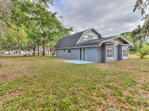 3rd image of 694 Lake Agnes Dr