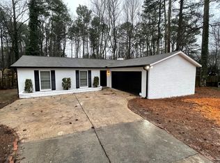 5050 Valley Ct, Oakwood, GA 30566