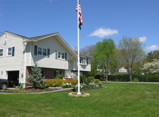 12 Edor Ln, Succasunna, NJ 07876