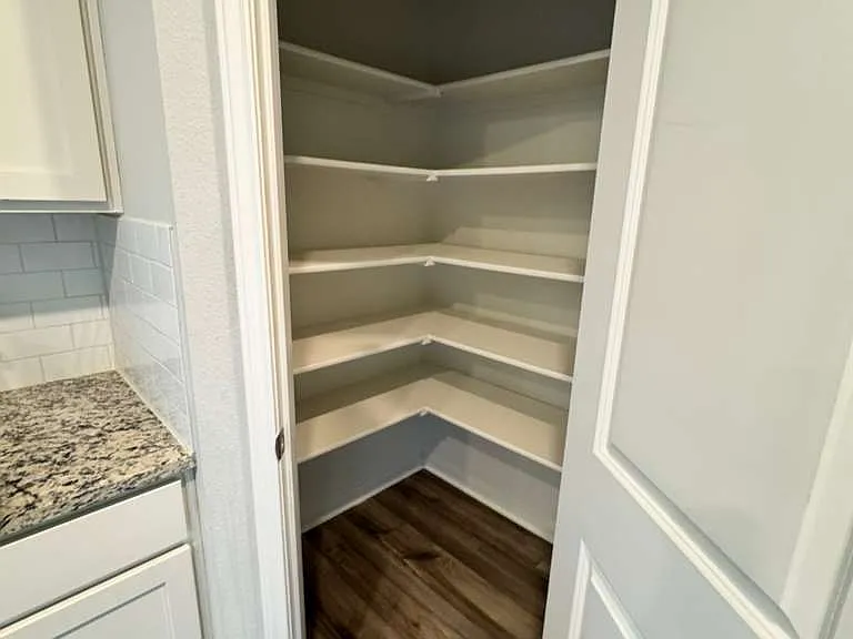 408 Zimmet Dr — Photo 21