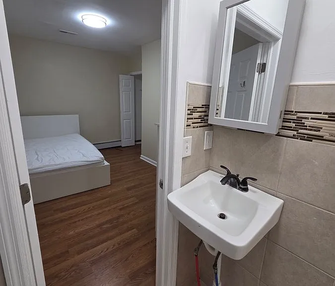 202 Pierson St #2 — Photo 3