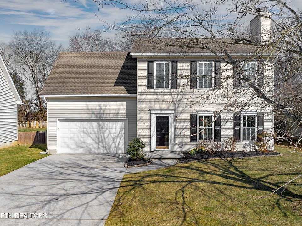 1st image of 4517 Aylesbury Dr