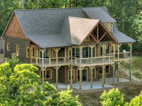 385 Weaver Creek Overlook, Blue Ridge, GA 30513
