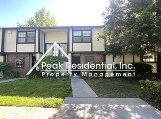 208 Wales Dr, Folsom, CA 95630