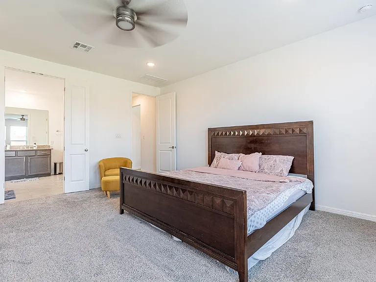 2332 Giona Pl — Photo 28