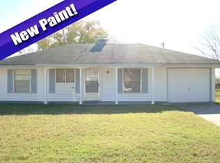 911 North Blvd, Universal City, TX 78148