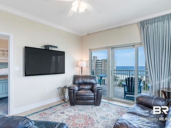 3rd image of 1010 Beach Blvd #609
