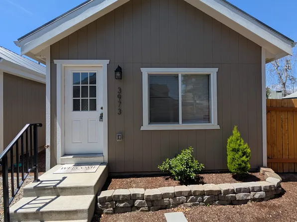 3973 Hayesville Dr NE, Salem, OR 97305