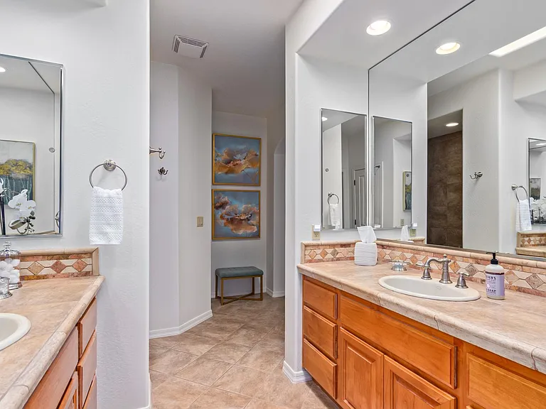 19014 E Eaglenest Dr — Photo 18