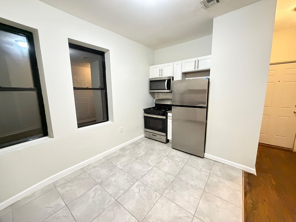 1st image of 163 Bergen Ave #43E