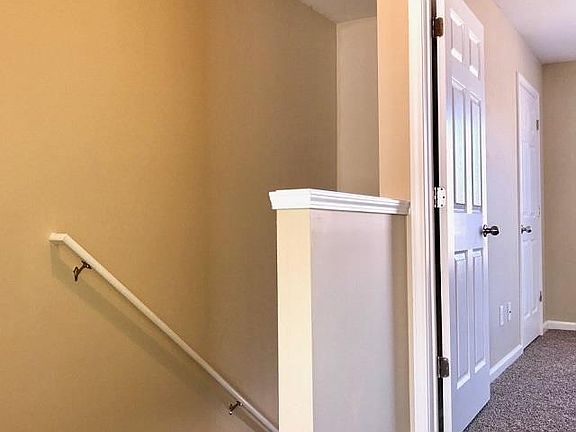 2nd image of 5 Black Jack Way APT F