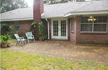 4th image of 4140 Aqua Vista Dr