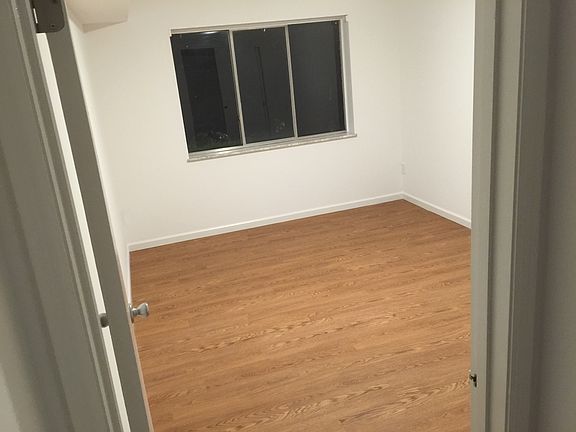 5th image of 7328 Ethel Ave #2nd