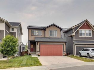 150 S Fireside Bnd, Cochrane, AB T4C0V7