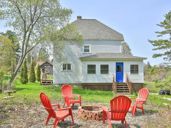12 Governors Terrace, Lancaster, NH 03584