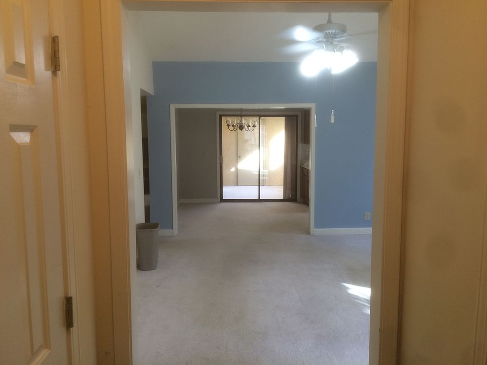 1st image of 704 Lismore SE