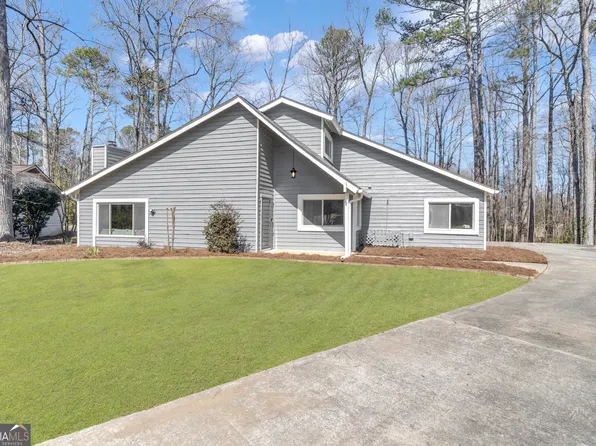 5 Buttonbush Ct, Newnan, GA 30265
