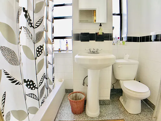 Rented by Ink Realty Services LLC | media 4