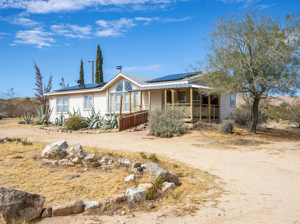 1959 Yetters Ln, Landers, CA 92285