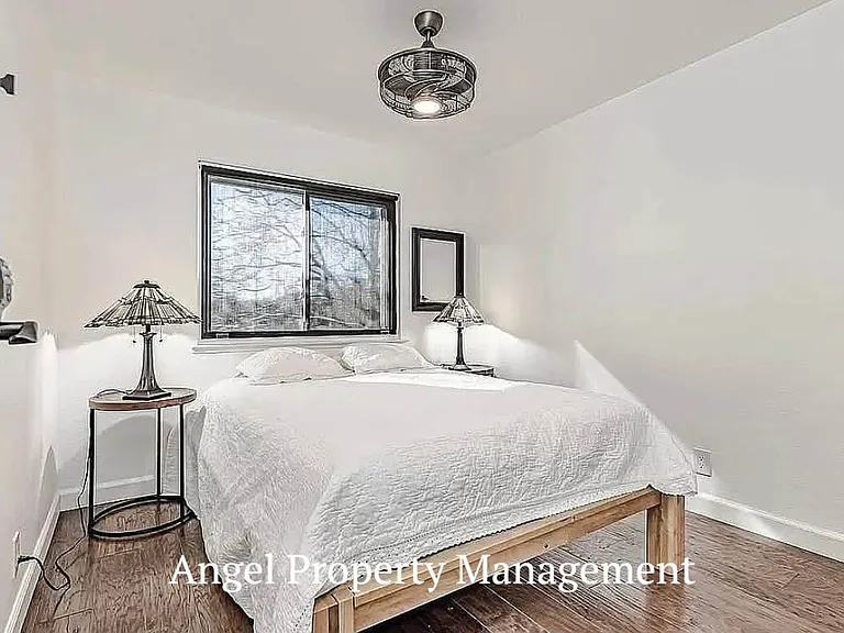 2206 Halsey Cir — Photo 7