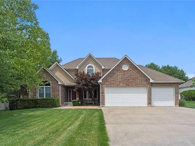 4505 NW Bittersweet Ln, Blue Springs, MO, 64015
