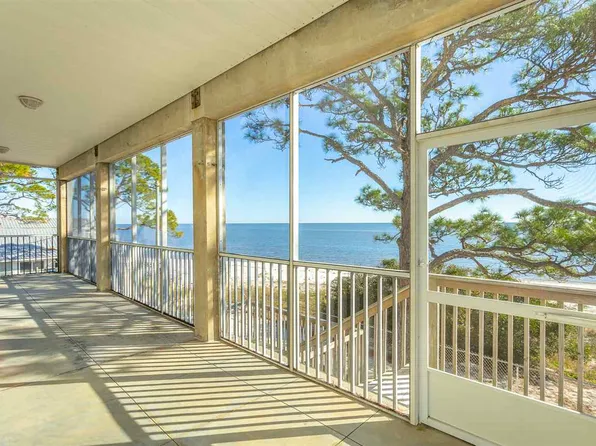 1053 Gulf Shore Blvd, Alligator Pt, FL 32346