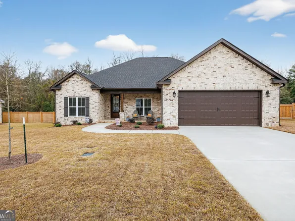 519 Liberty Hall Dr, Bonaire, GA 31005