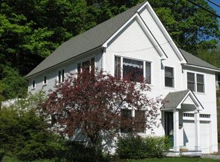 63 South St, Woodstock, VT 05091