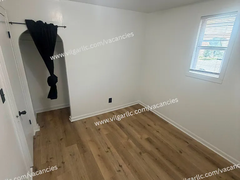 5035 Tod Ave — Photo 28