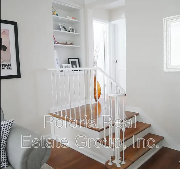 3346 Fall Creek Pkwy — Photo 10