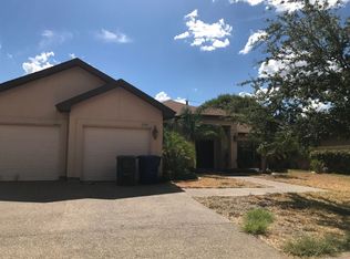 6526 Grande Bay Dr, Laredo, TX 78041