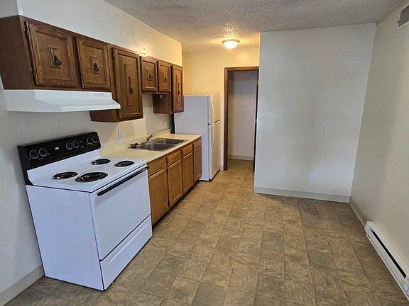 5th image of 702-704-706 Doster St #4