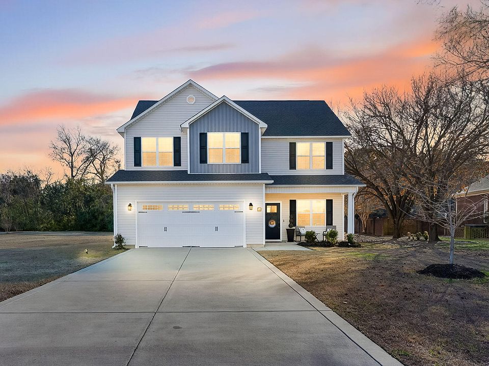 1st image of 108 Pointe Dr