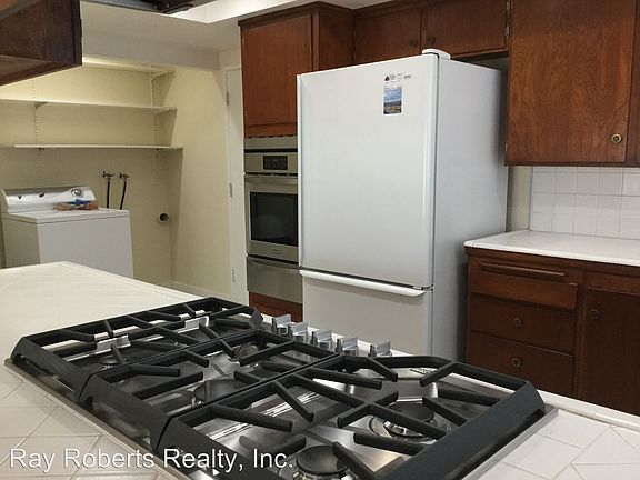 4th image of 15804 S Saint Andrews Pl