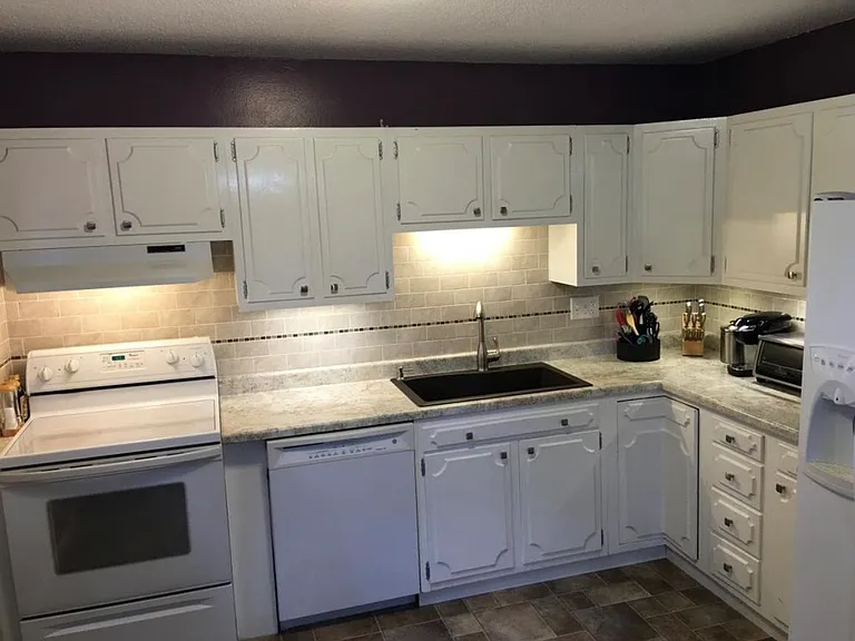 6050 Crestridge Ave SW — Photo 3